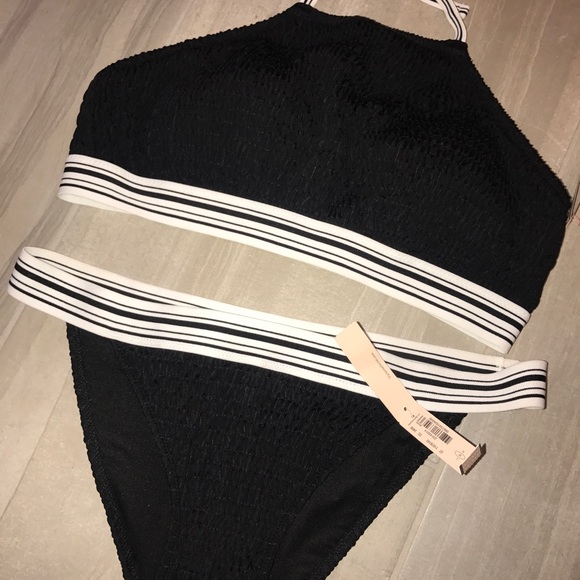 NWT Victoria's Secret Black Smocked Halter Bikini - Picture 6 of 7